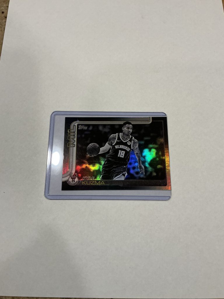 Topps Kyle Kuzma Blackout Rainbow Foil #56