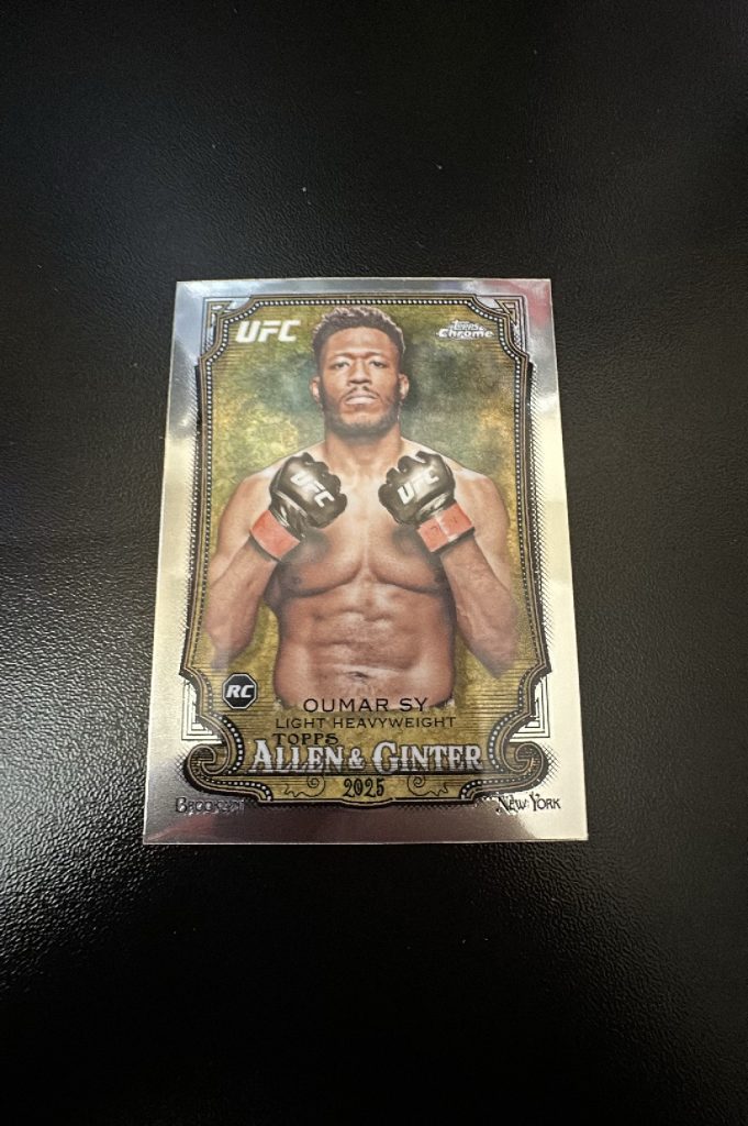 Topps Allen & Ginter UFC Oumar Sy